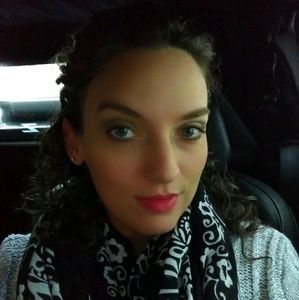 Meet your Posher, Michell